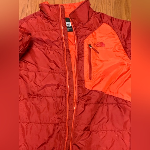 Red & Orange Men’s Large THE NORTH FACE Lightweight Puffer Winter Ski Jacket - Picture 10 of 16
